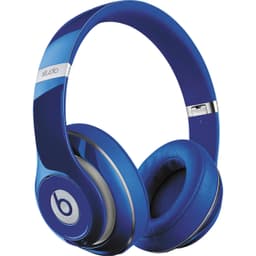Earphones:  Silent Threat to Hearing, WHO Warns